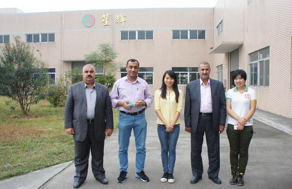 我公司為迪拜客戶提供一系列肉類、蔬菜加工設(shè)備