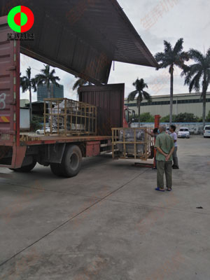 雨水間歇期天氣稍轉(zhuǎn)好,趕快裝車把貨出！