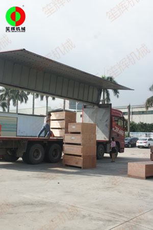 因海外疫情關(guān)系，積壓占倉的出口設(shè)備第一批次發(fā)貨裝車！