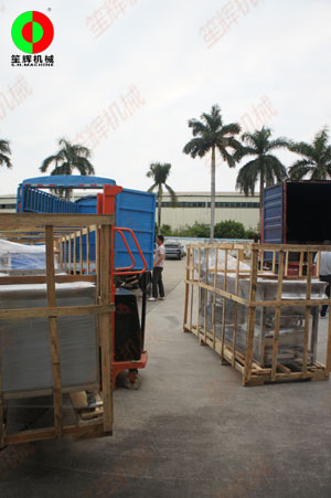 兩貨車蔬果加工機械設備發(fā)貨交付客戶！