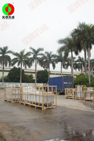 大批食品加工處理機械發(fā)貨交付客戶使用!