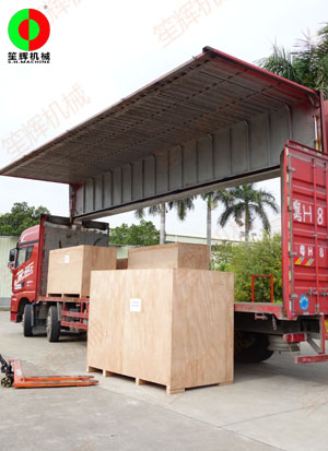 印尼客戶訂購的切菜機和毛刷清洗去皮機等設(shè)備出貨交付！